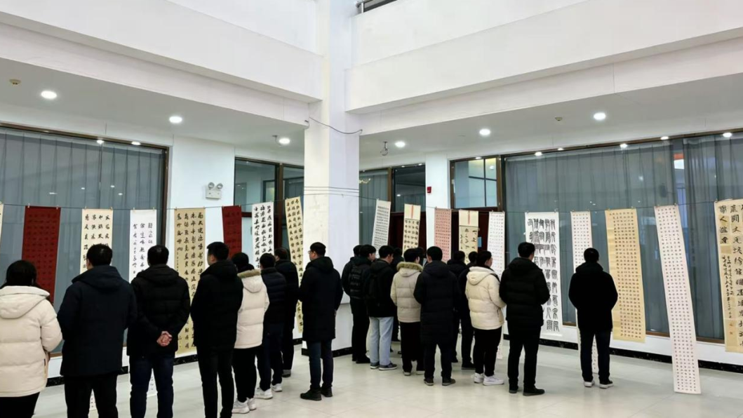 77a1329a363e2c330e9d8c65a4195baa