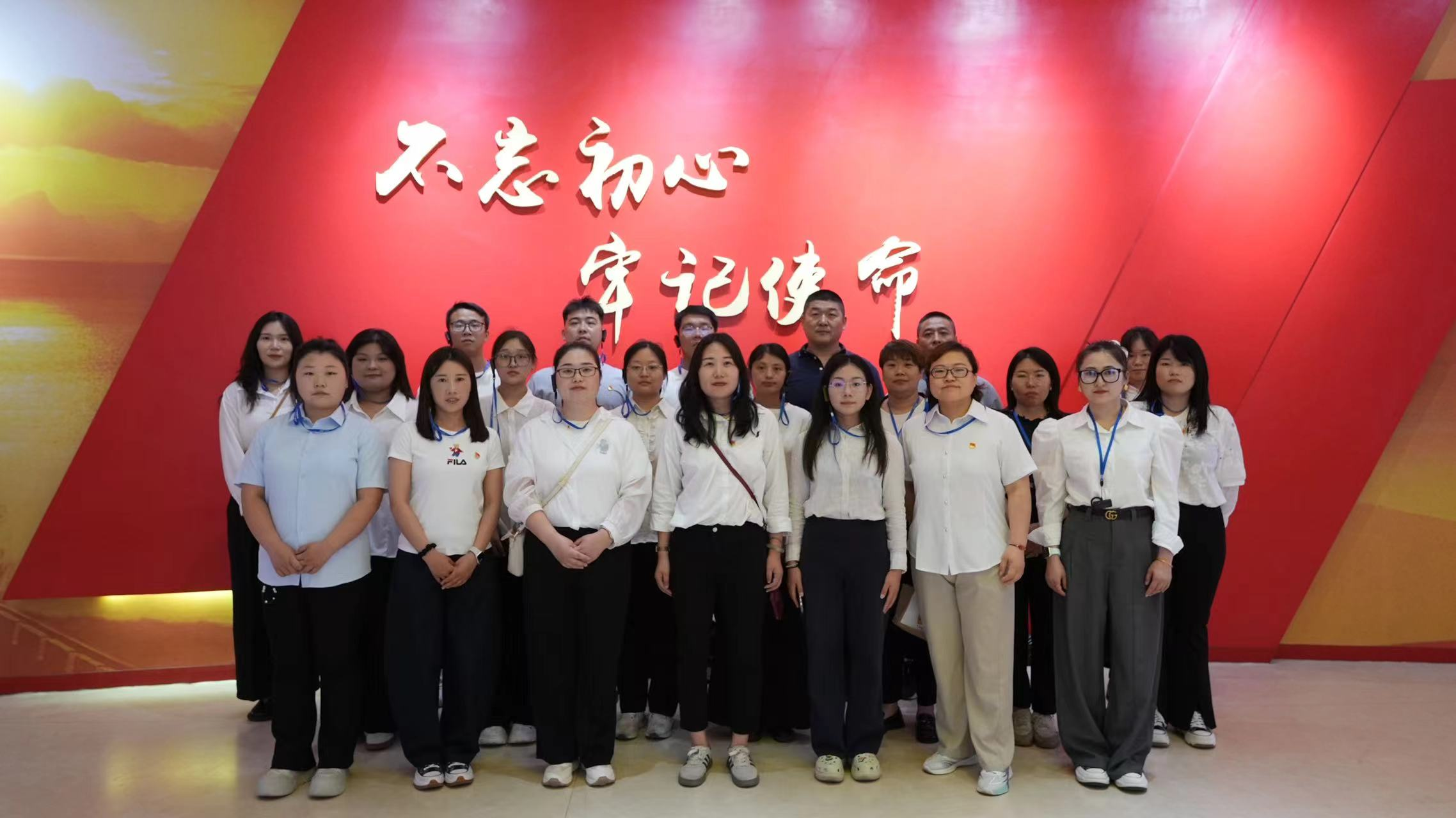 图片1 图片1
